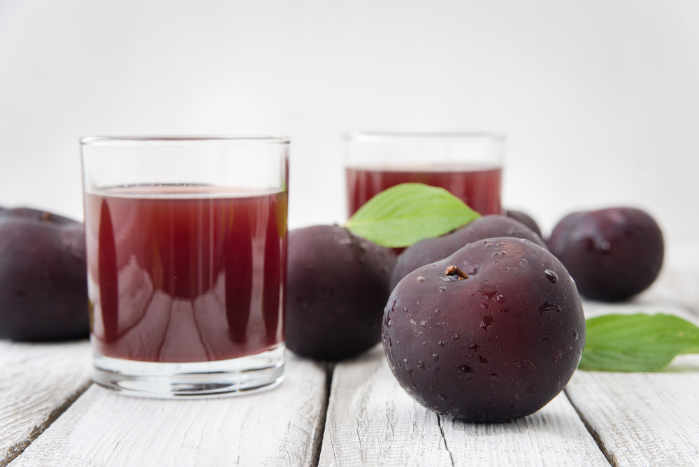 Prune juice - Plums And Prunes. Everything You Need To Know